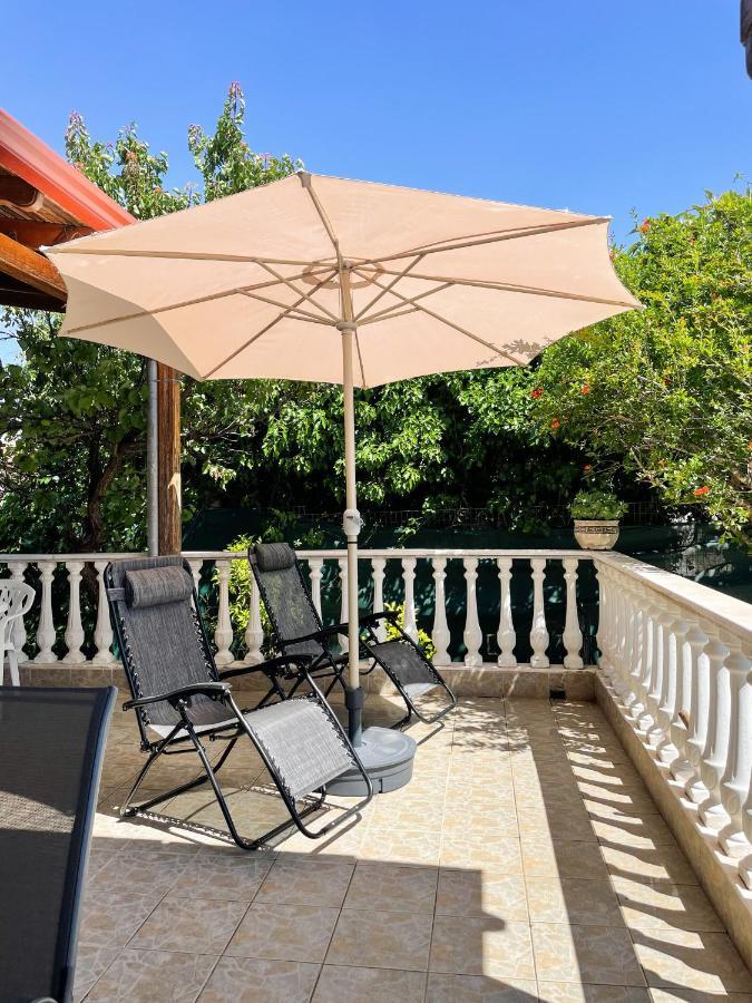Casa Lia-Beach Front Villa Nea Kallikrateia Esterno foto