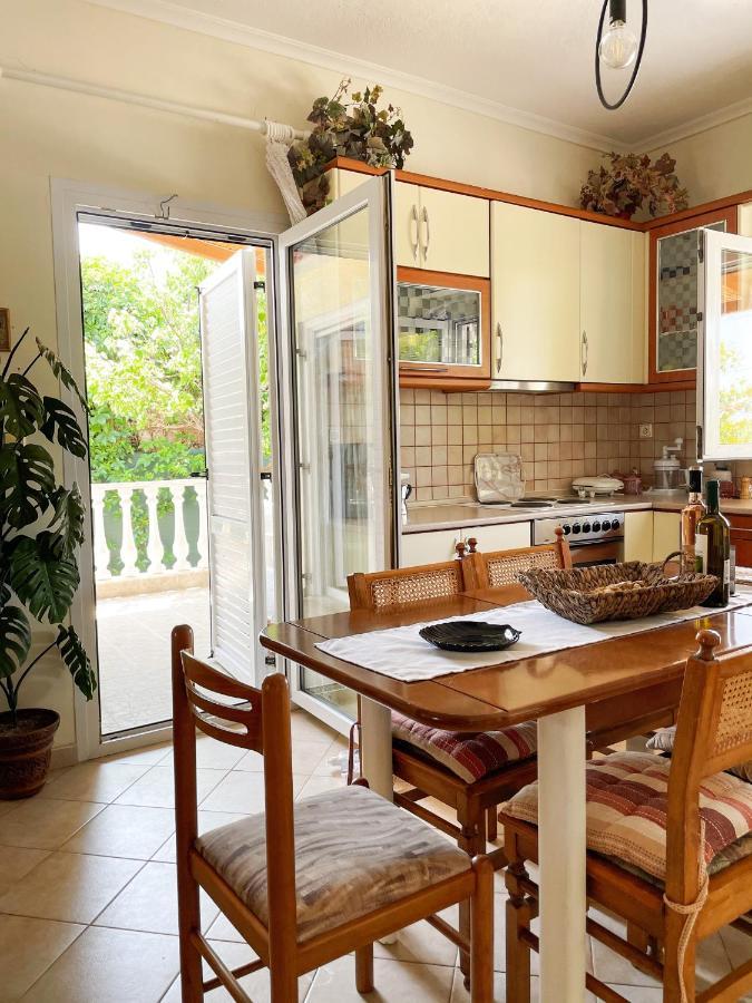 Casa Lia-Beach Front Villa Nea Kallikrateia Esterno foto
