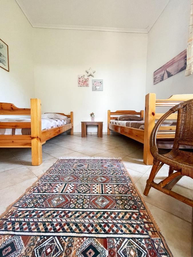 Casa Lia-Beach Front Villa Nea Kallikrateia Esterno foto
